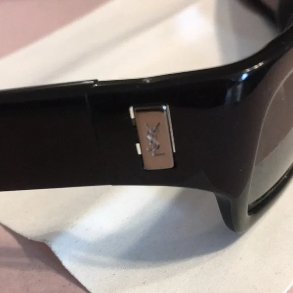 Yves Saint Laurent  Sunglasses and Case - Picture 14 of 15